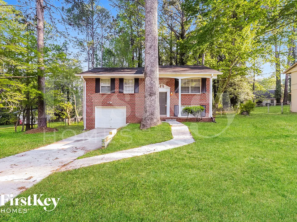 568 Dixon Rd