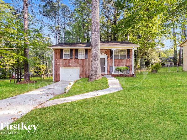 568 Dixon Rd