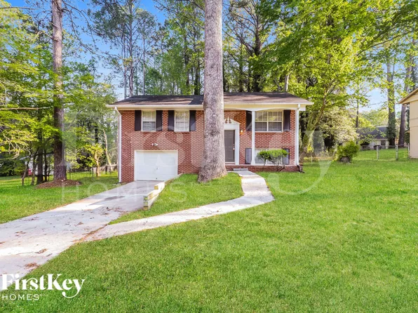 568 Dixon Rd, Jonesboro, GA 30238