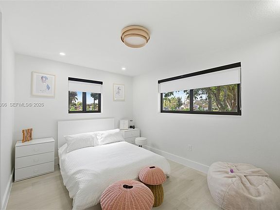 4th image of 7491 Raleigh St