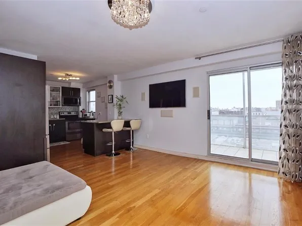 3047 Brighton 6th St APT 8A, Brooklyn, NY 11235