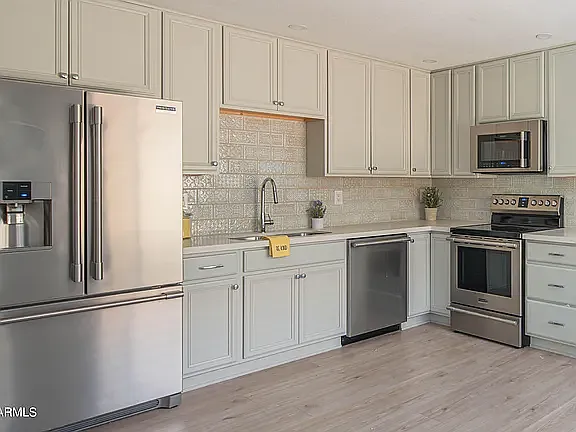 2 bed, 1.5 bath, 1267 sqft, $2,249 — Photo 3
