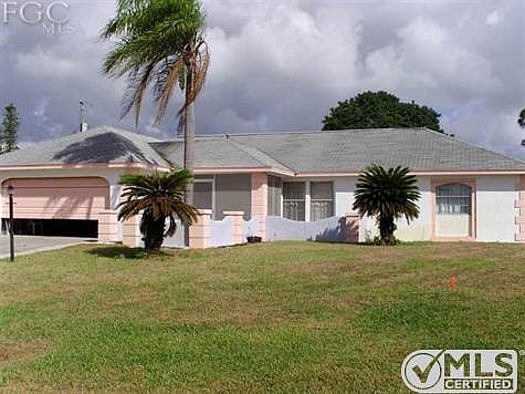 1st image of 814 Gardenside Ct