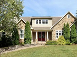 190 Village Ln, Moneta, VA