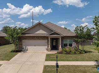 220 Harbor Glen Dr SW, Madison, AL 35756