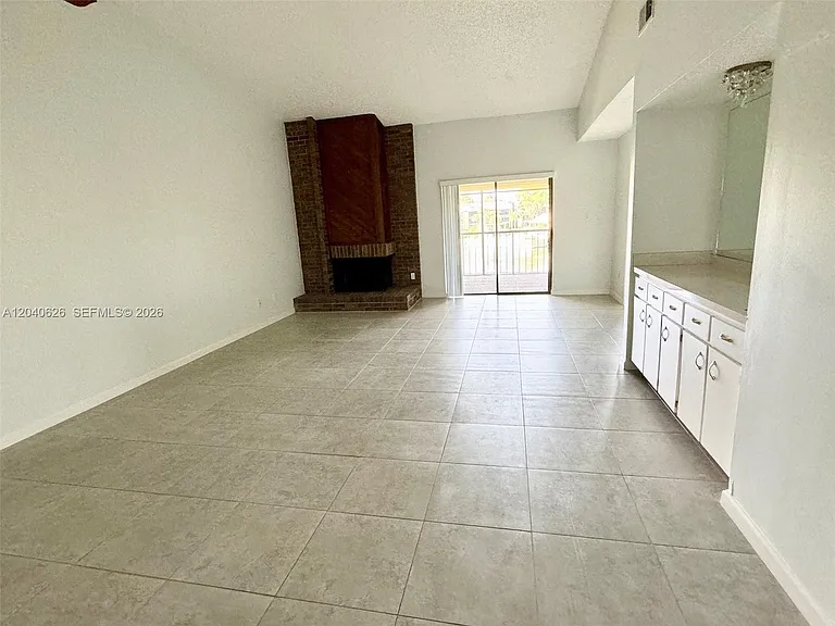 15 Escondido Ct #148 — Photo 8
