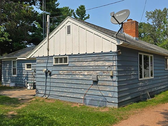 2nd image of 1777 Anderson St