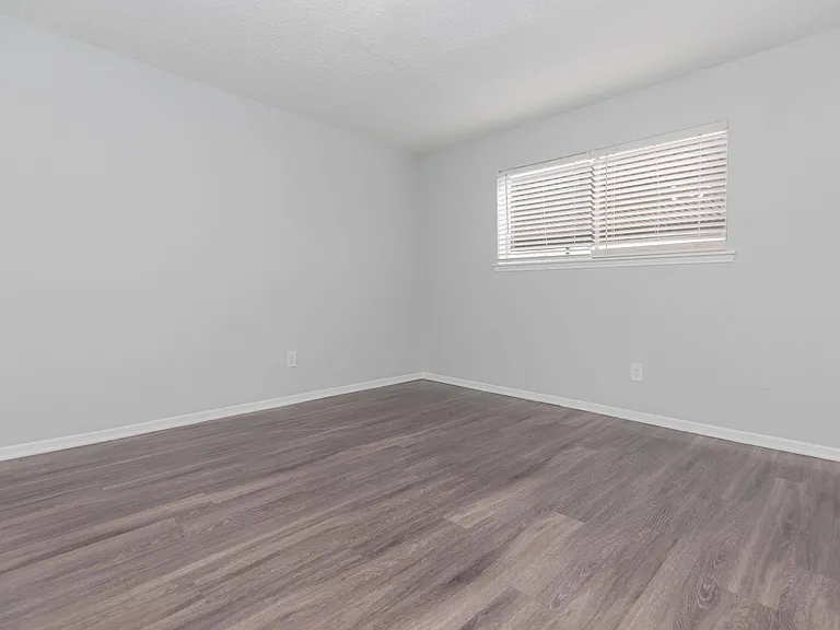 Galleria Flats Apartments — Photo 23