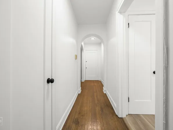 7901-11 S Dobson Ave Chicago, IL 60619