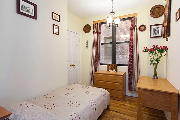 Sold by Brooklyn Real Inc | media 16