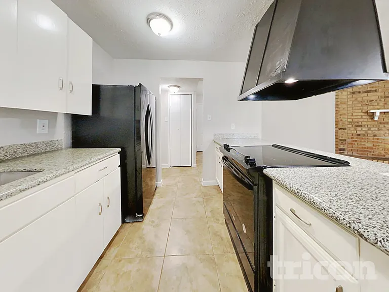 5030 Ridgecreek Dr — Photo 8