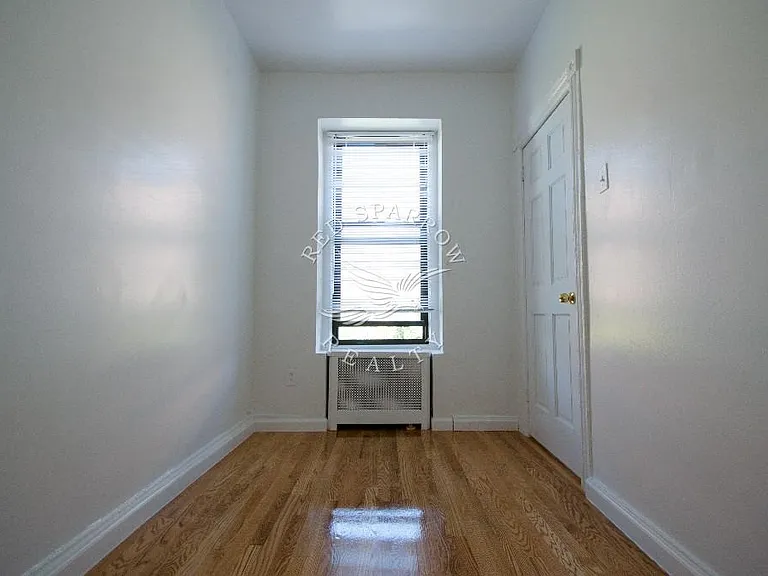 178 E 109th St #FOUR — Photo 8