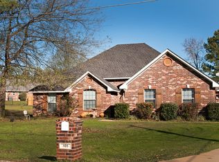 105 Cedar Ridge Rd, Longview, TX 75602