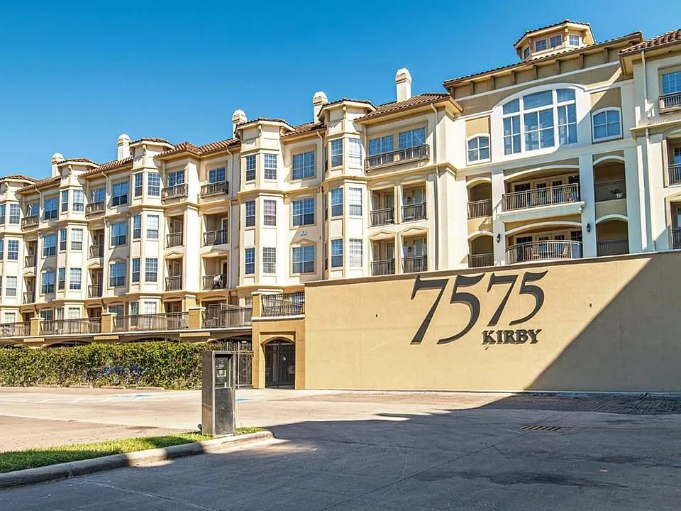 7575 Kirby Dr #2226