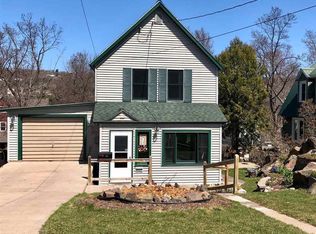 112 W South Ave, Houghton, MI 49931