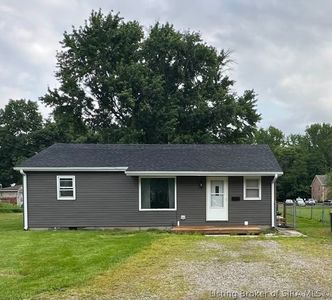 1152 Lakeview Drive, Scottsburg, IN, 47170
