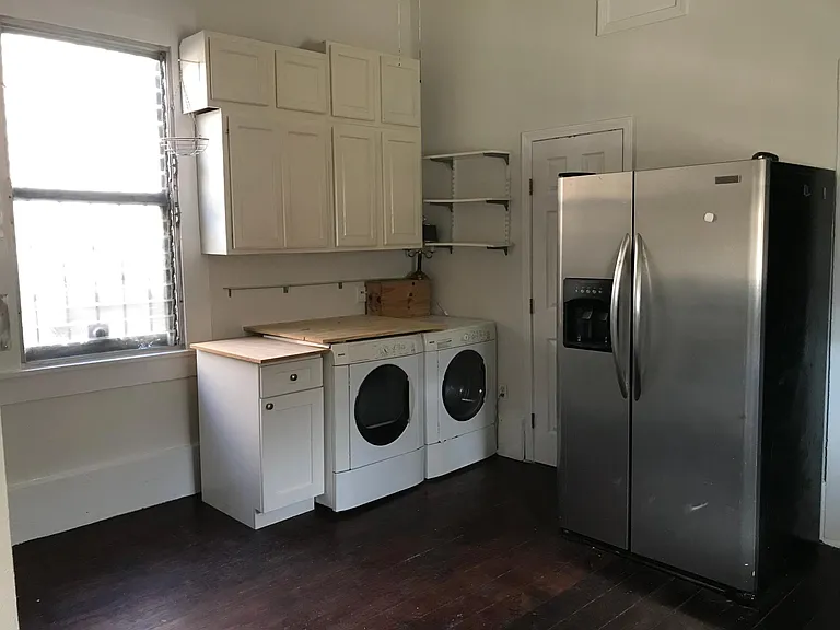 415 S Scott St — Photo 10