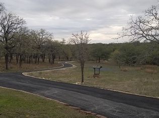 118 Spring Ranch Rd, Floresville, TX 78114