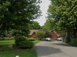 165 Highfield Ln N, Chambersburg, PA 17201
