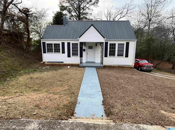 706 Blue Ridge Dr, Anniston, AL 36207