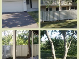 958 Monterey Ct S, Shoreview, MN 55126