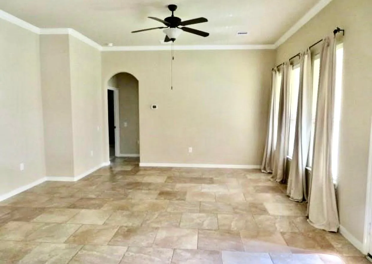 1605 S Primavera Dr — Photo 4