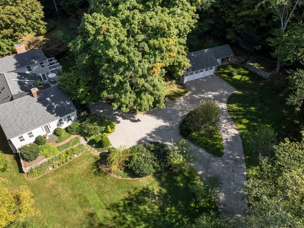 91 Mountain Road, Glastonbury, CT 06033