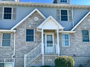 414 N Grainger Ln, Cortland, IL 60112