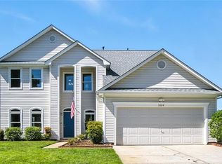 3024 Beaden Dr, Virginia Beach, VA 23456
