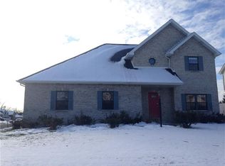 19 Phillips Ave, Coraopolis, PA 15108