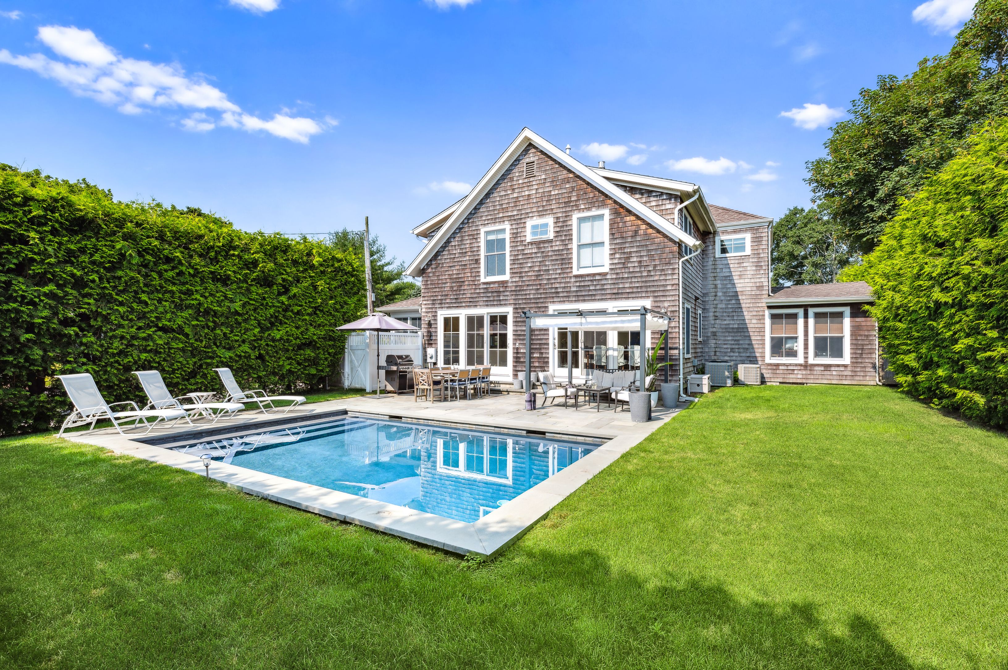 205b Windmill Ln, Southampton, NY 11968 Out East