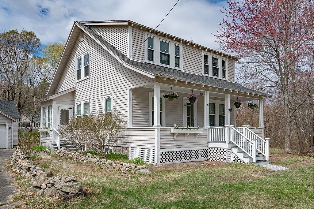 50 Lake St Haverhill Ma 01832 Mls 72815984 Zillow