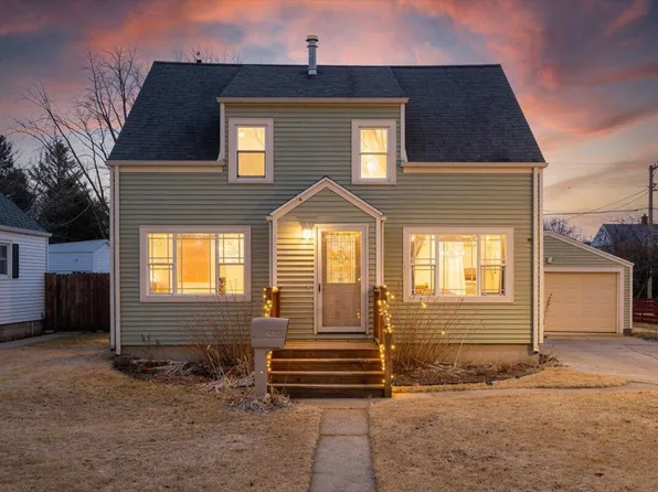 1124 Division STREET, Algoma, WI 54201