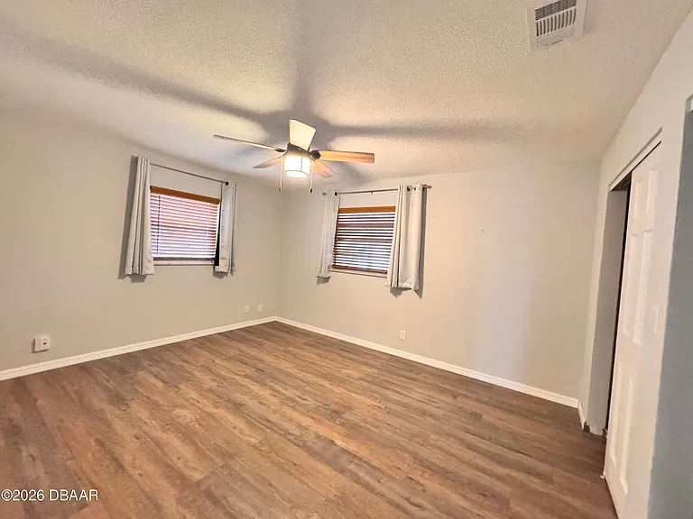 6 Ocean Cir — Photo 14