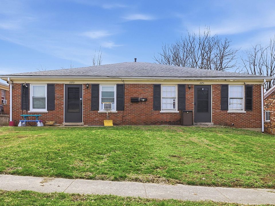 1st image of 2251/2253 Alexandria Dr
