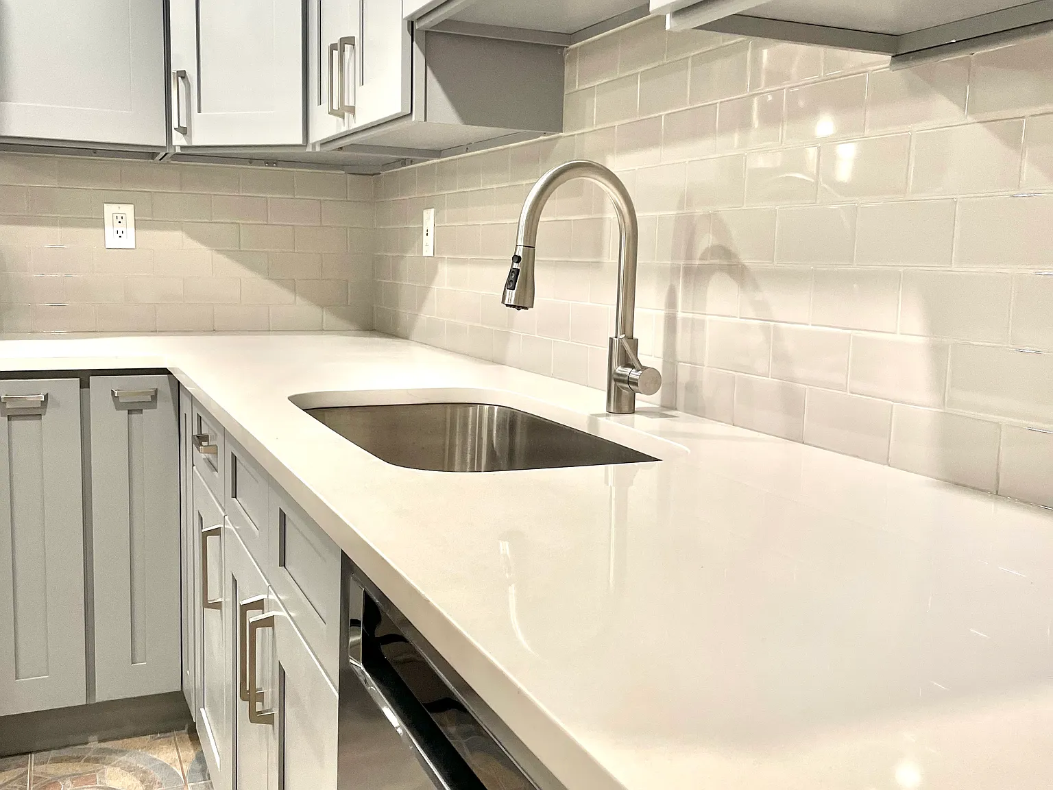 1305 N 22nd Ave — Photo 3