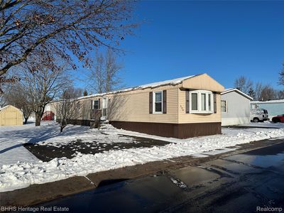 326 Emerald Cir S, Whitmore Lake, MI, 48189