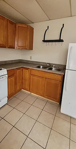 404 W Mill St #4 Photo 1