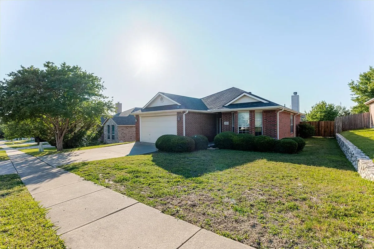 Building Photo - 10332 Trevino Ln