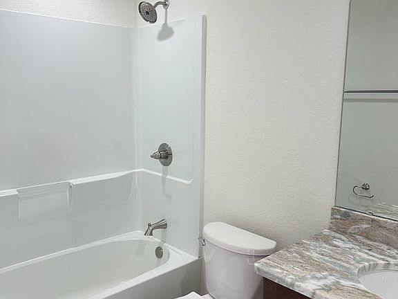 3rd image of 325 Palmetto Ave NW #325