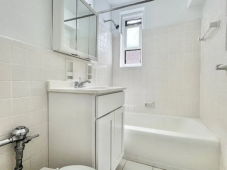 142-19 Barclay Ave #5J — Photo 10