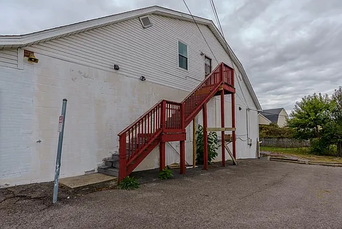 169 E Vine St #A Photo 1