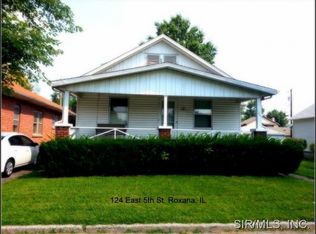 124 E 5th St, Roxana, IL 62084