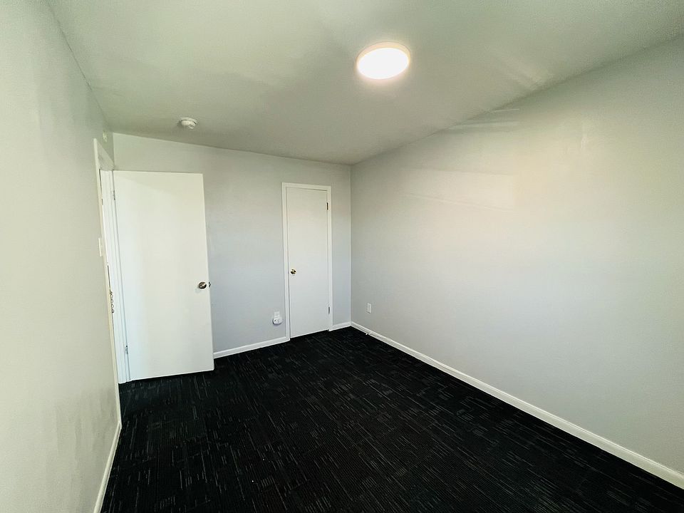 1st image of 437 N 32nd St #B