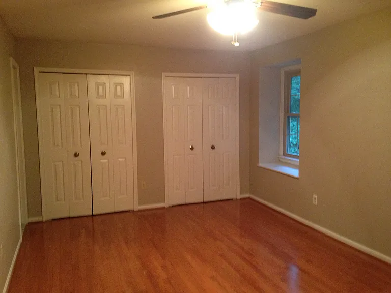 10345 Hampshire Green Ave — Photo 9