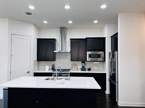 5th image of 1336 Westborough Ln