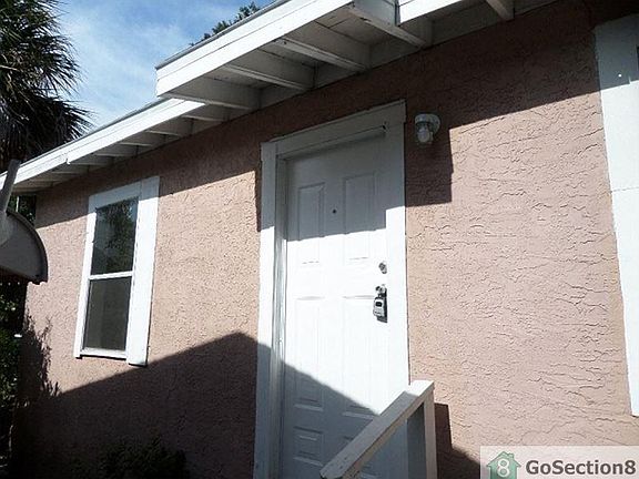 2nd image of 1307 Roosevelt Ave