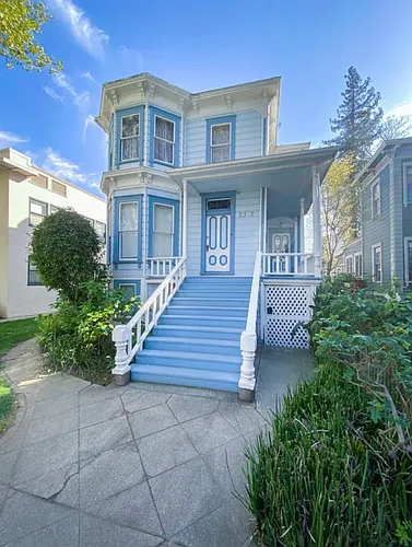2312 H St #3 Photo 1