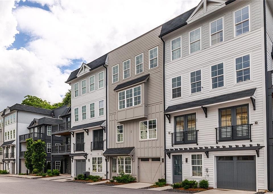 1st image of 24 Becker Pl NW