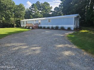 123 Deer Run Rd, Hampstead, NC 28443